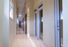 Others 7 Darmo Residence