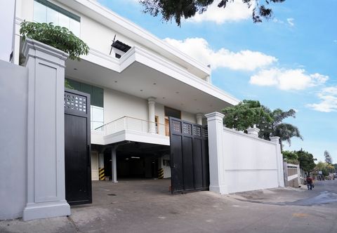 Others Darmo Residence