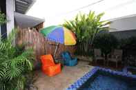 Kolam Renang CoHaus Living