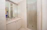 In-room Bathroom 2 A Yachtsmans Rest Unit 4, 37 Victoria Parade