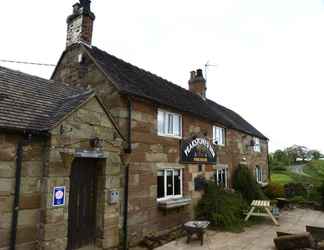 Exterior 2 Peakstones Inn