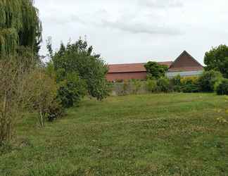 Exterior 2 La Bretonnière Longère Picarde