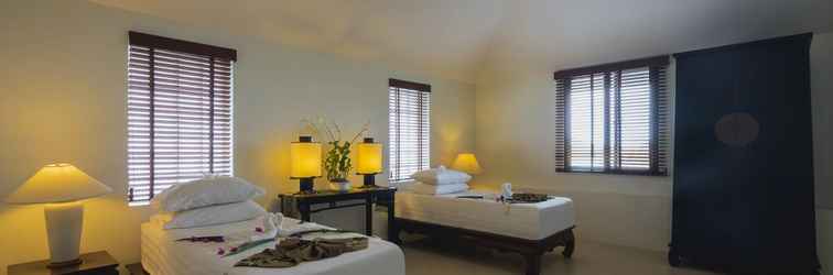 Kamar Tidur Beach Front Luxury Villa Hai Leng