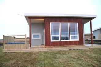 Exterior 4 Blue View Cabin 4A with Hot Tub