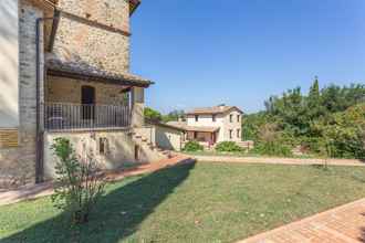 Exterior 4 Borgo Pulciano Agriturismo