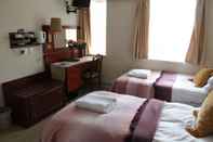 Bedroom Alyth Hotel
