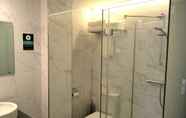 In-room Bathroom 7 Hotel Alda Estación Ourense