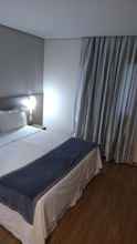 Bedroom 4 Ives Hotel