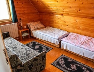 Kamar Tidur 2 Bor Bazilika Apartman