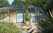 Swimming Pool 4 L'Arbre Voyageur