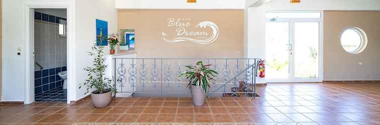 Lobi Blue Dream Hotel