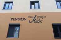 Exterior Pension MATE