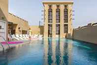 Swimming Pool Premier Inn Dubai Al Jaddaf