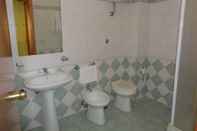 Toilet Kamar Hotel Millennium