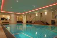 Swimming Pool Waldblick Hotel