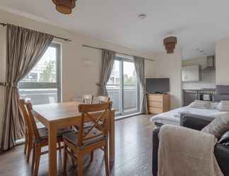 Kamar Tidur 2 Bright 2 Bedroom Flat in Lambeth With Balcony