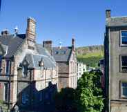 Exterior 3 Central and Spacious Flat - Royal Mile