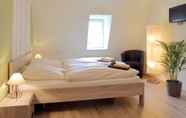 Kamar Tidur 3 Pension Gasthof und Hotel Roter Hirsch