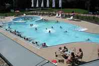 Swimming Pool Hotel Martina