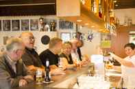 Bar, Cafe and Lounge Zur Neroburg