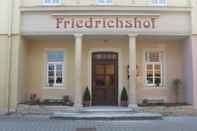 Bangunan Friedrichshof Restaurant & Pension