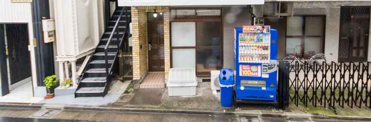 Bên ngoài Ikebukuro No Yado