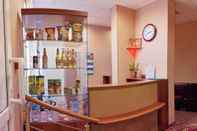 Bar, Kafe, dan Lounge Gostinichnyy kompleks Shankhay