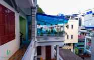 Exterior 3 Pi's Homestay Cat Ba