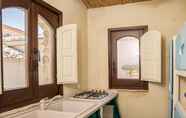 Toilet Kamar 4 Case al Borgo Home Relais