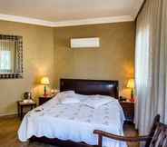 Kamar Tidur 5 Bella View Art Boutique Hotel