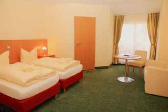 Kamar Tidur 4 Strandhotel & Restaurant Mirow