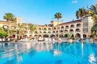 Swimming Pool Le Chateau Lambousa Hotel