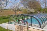 Swimming Pool Ferme de Savigny