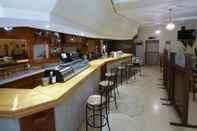 Bar, Kafe, dan Lounge Hotel Duque