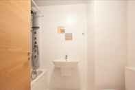 In-room Bathroom Akira Flats Fira Gran Via Barcelona