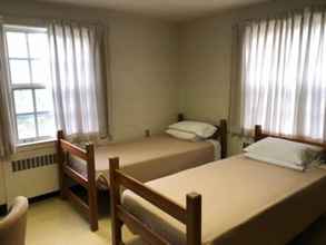 Bedroom 4 FX Hall Residences - Hostel