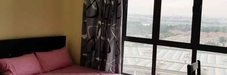 Bedroom Setia Walk R2 Block by SYNC