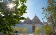 Exterior 7 Trulli Barsento