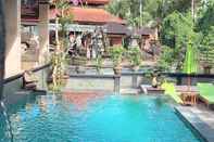 Kolam Renang Ubud Wins Bungalow