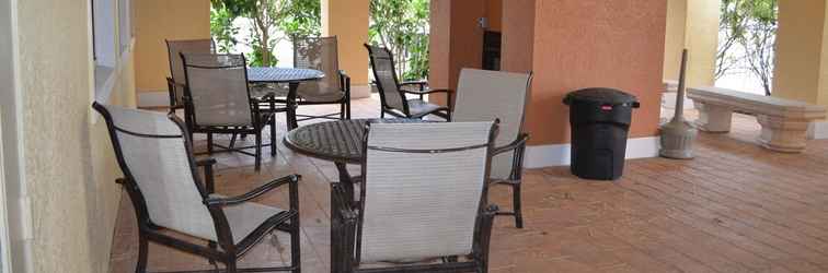 Lobby Fort Myers Luxury Vacation Condo