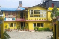 Bên ngoài Banepa Village Resort