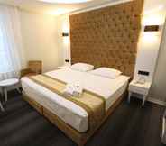 Kamar Tidur 3 Grand Silay Hotel