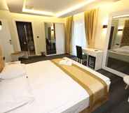 Kamar Tidur 2 Grand Silay Hotel