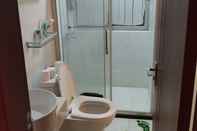 In-room Bathroom Wuyi Chengde Business Hotel