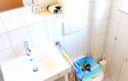 In-room Bathroom 4 Hotel Garni 4U