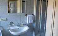 Toilet Kamar 2 Villa Romantica