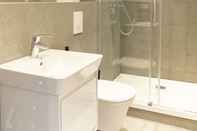In-room Bathroom rent24 Apartments & Suiten P180