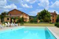 Swimming Pool Agriturismo Collina Dei Fagiani