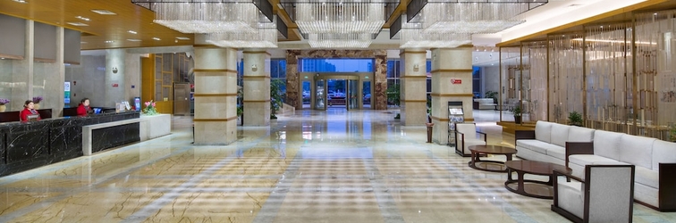 Lobby Zhangjiajie Huatian Hotel