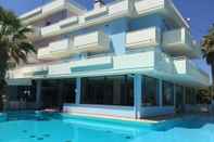 Swimming Pool Residence Club Azzurro